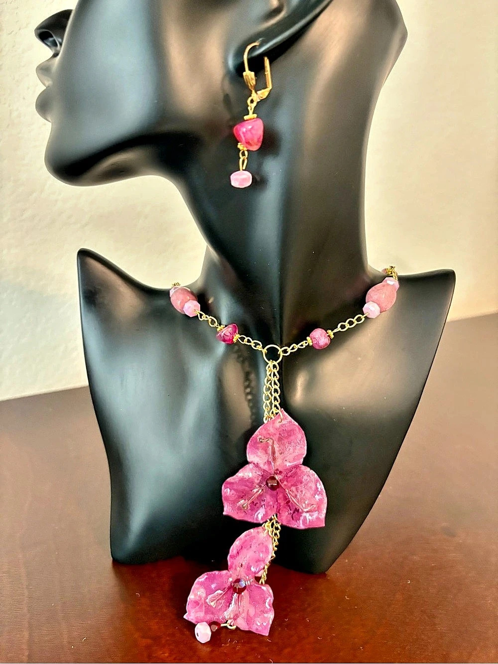 Pink Floral Pendant Necklace Set